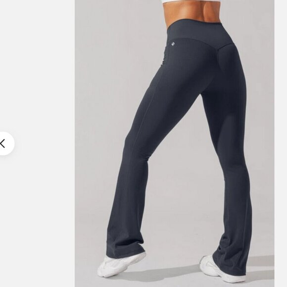 Sm Crisscross Hourglass Flared Legging W/pockets (Soft Touch) - Smoky Navy - 31 - Picture 4 of 5